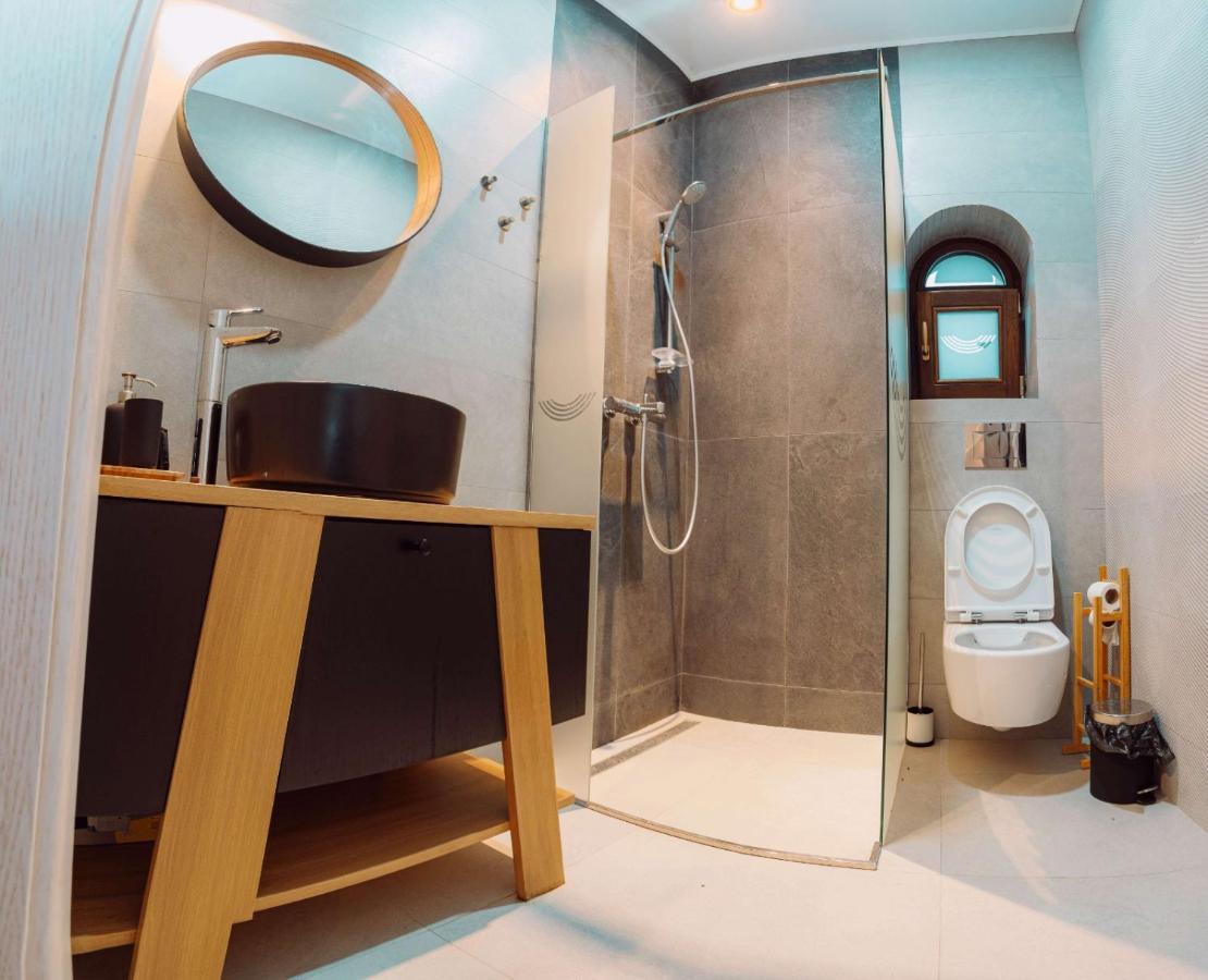 Bed & Breakfast Conacul Olarilor Baia de Fier